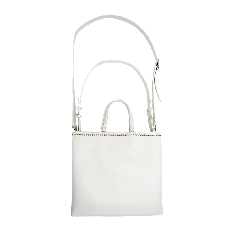 YONFA / 【sample sale】スタッズレザートート (white)