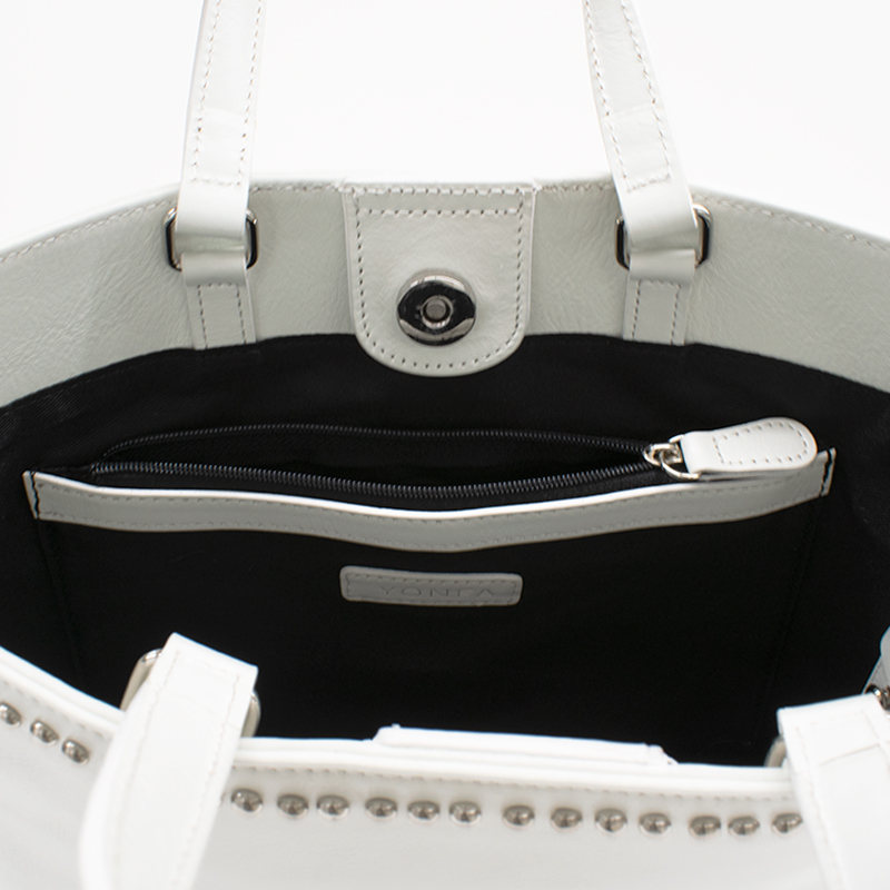 YONFA / 【sample sale】スタッズレザートート (white)