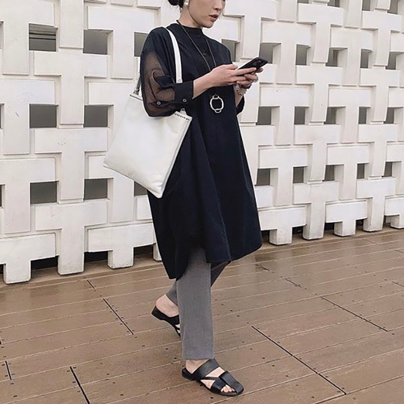 YONFA / 【sample sale】スタッズレザートート (white)