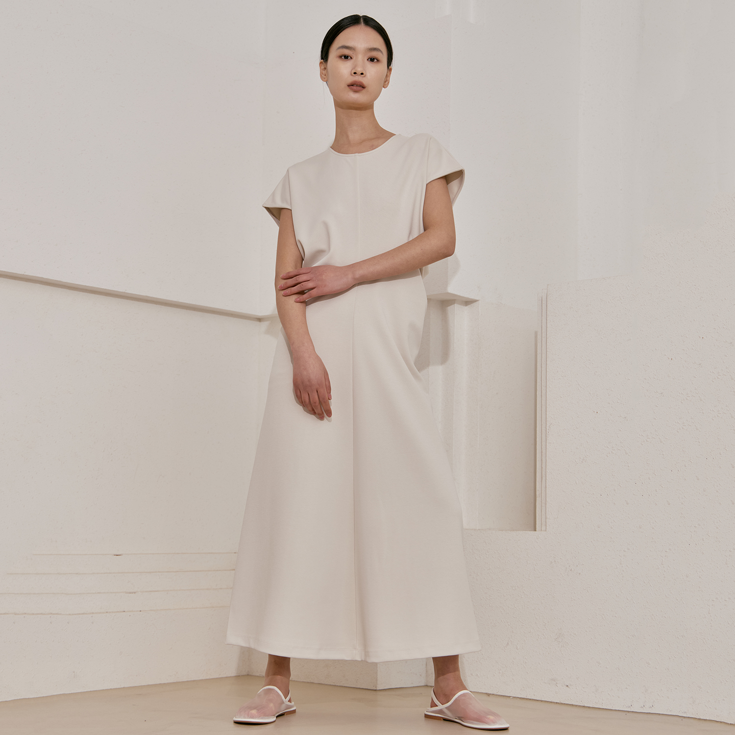 YONFA / 【SAMPLE SALE】ドレープワンピース (ivory)