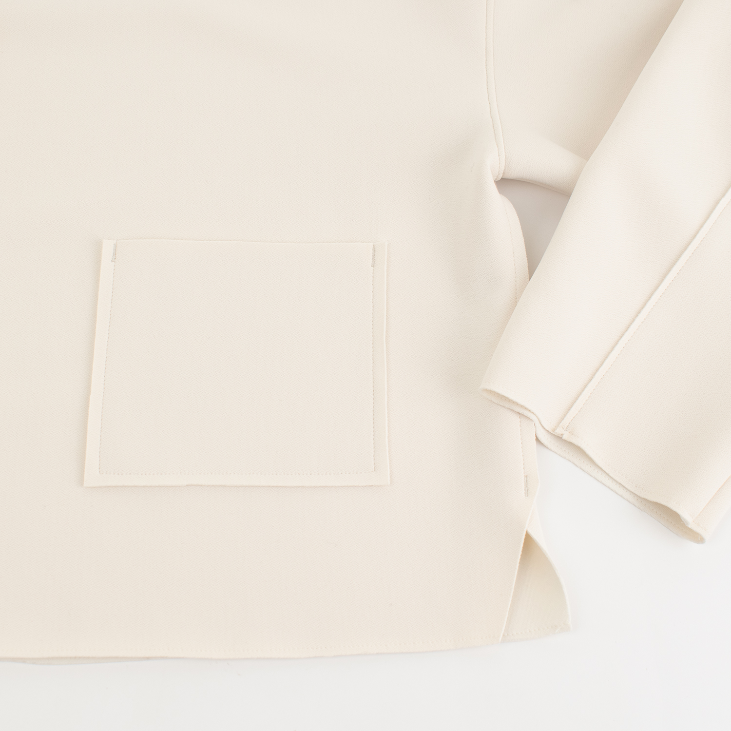 YONFA ヨンファ　クーコーVネックルーズカーディガン　ミルク YONFA / 【SAMPLE SALE】クーコーVネックルーズカーディガン (milk)