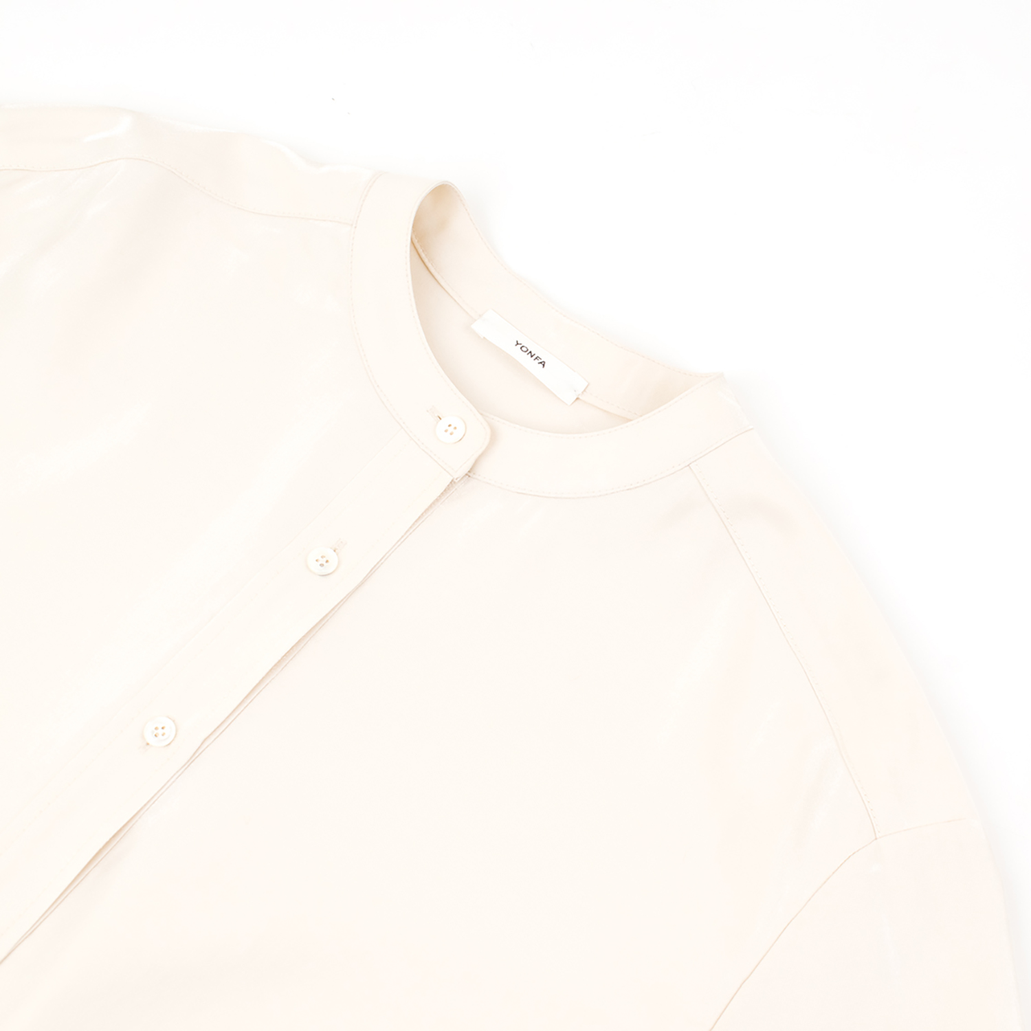 YONFA / 【SAMPLE SALE】ボクシースリットブラウス (ivory)